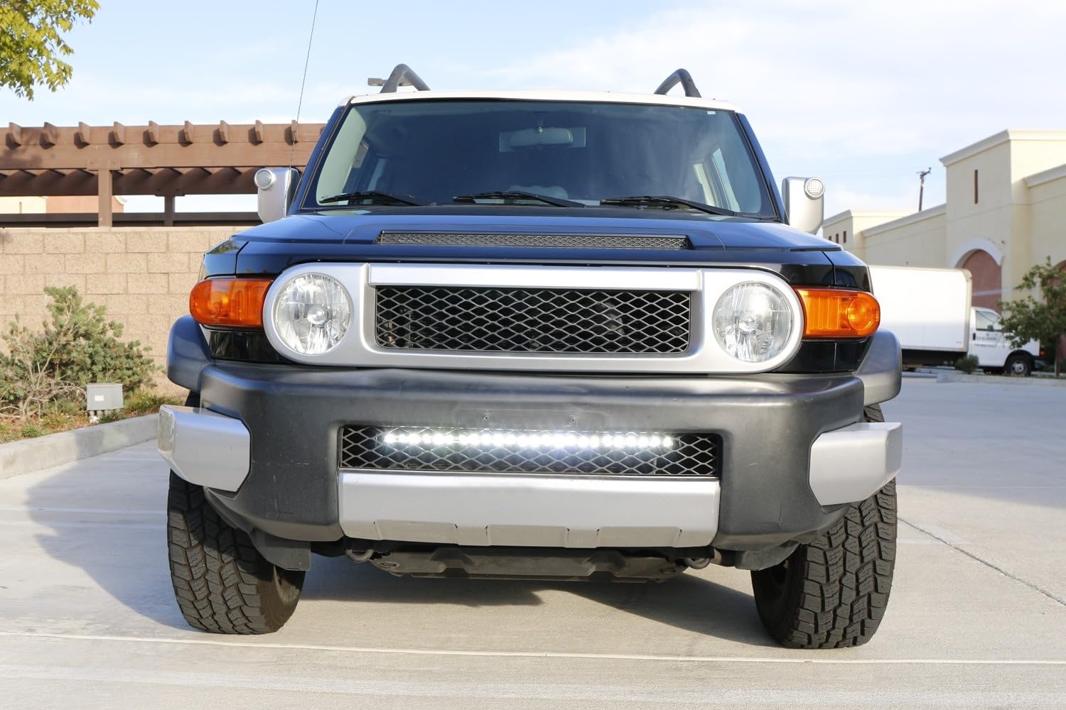 CREE製LEDワークライトバー 300W 52インチfjクルーザーランクル Toyota fj fjクルーザー ライトバー CREE製LEDワークライトバー 300W